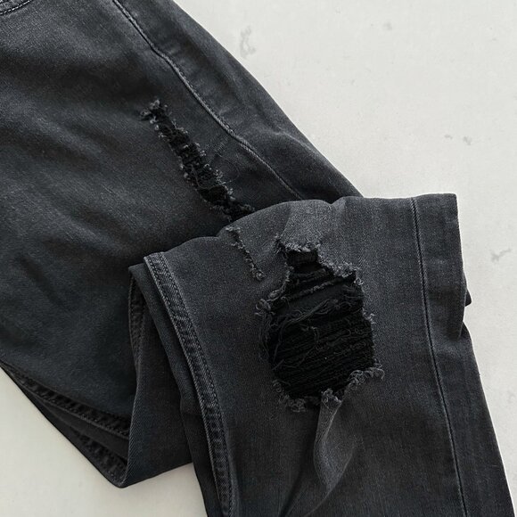 PAIGE DENIM SKINNY JEANS IN BLACK - Picture 4 of 4